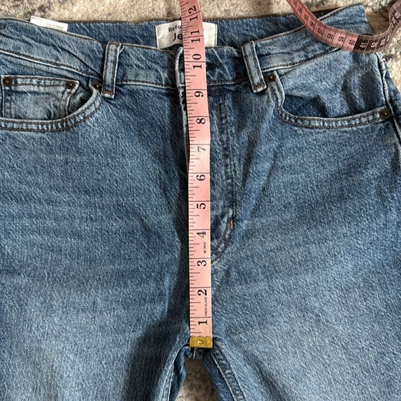 Reformation The Liza High Rise Straight Jeans in Laguna Wash - Picture 12 of 14